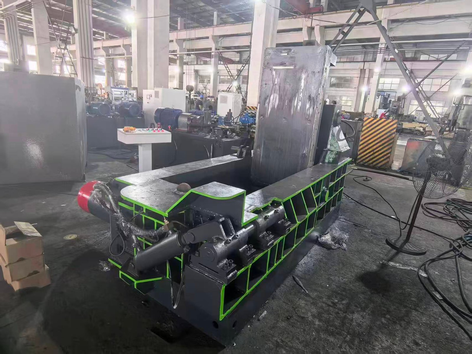 Scrap Baler Machine gallery image 5