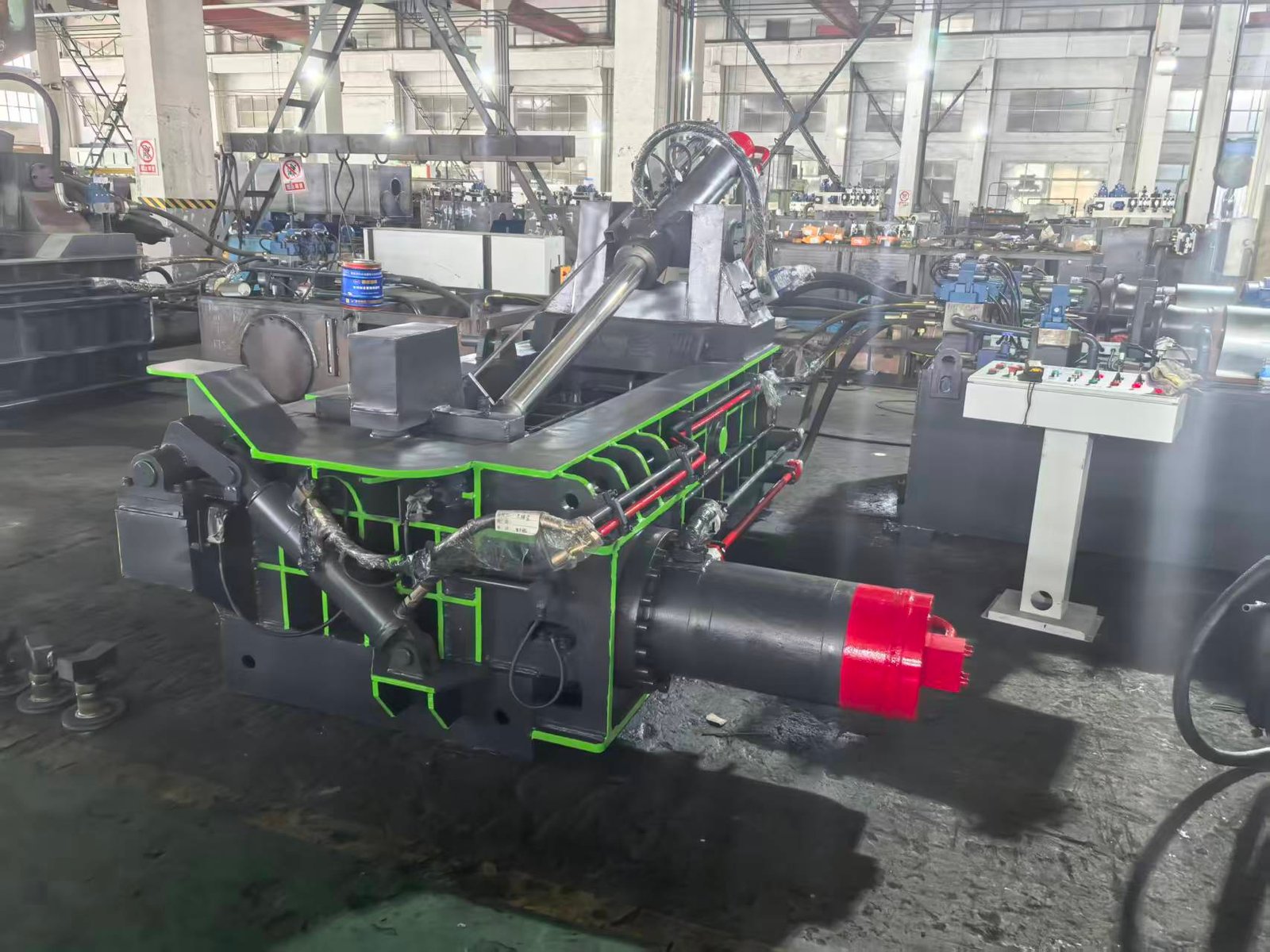 Scrap Baler Machine gallery image 8