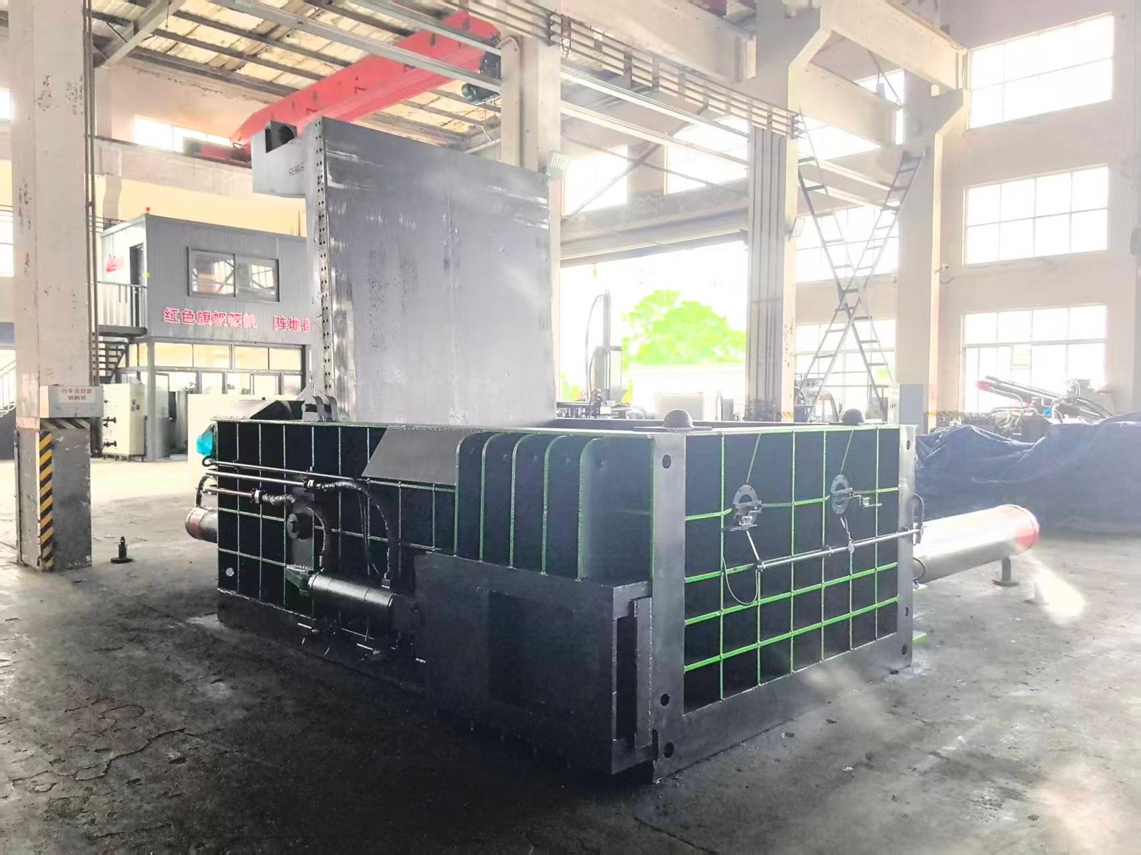 Scrap Baler Machine gallery image 9
