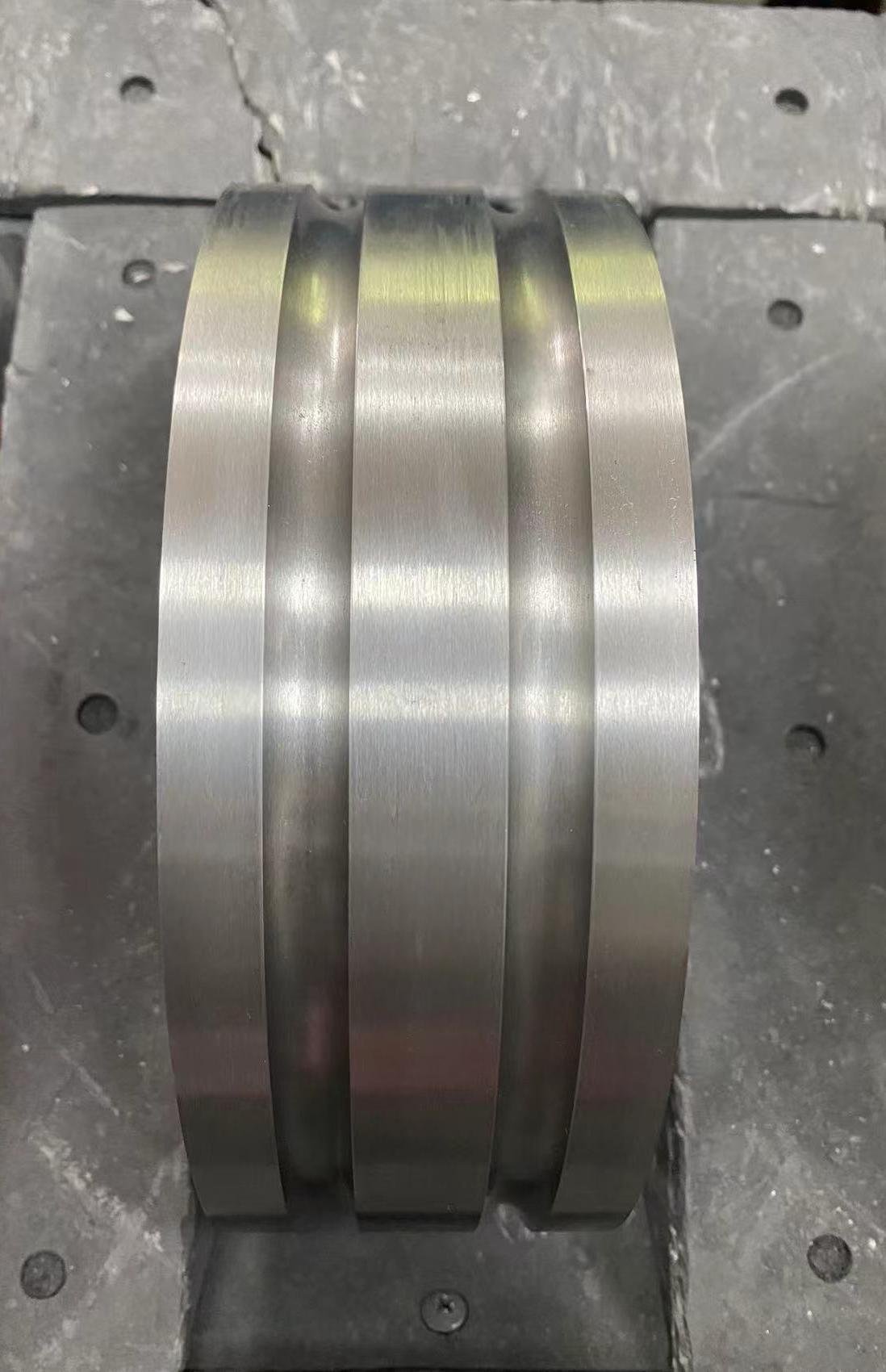 TC Rings / Rolls gallery image 2
