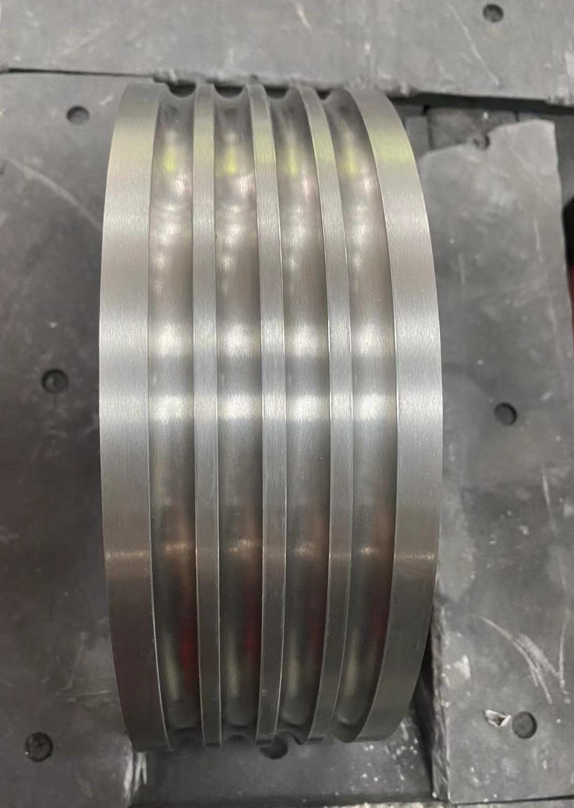 TC Rings / Rolls gallery image 3